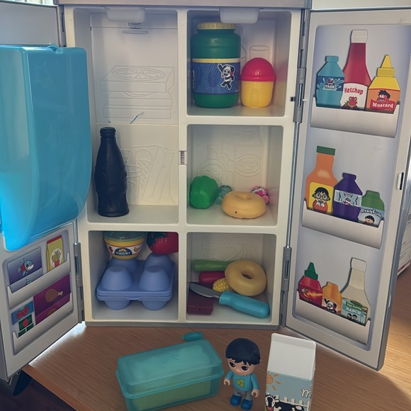 Ryan's World Fridge Light and Sounds, Complete as in Picture Figures & more - Picture 2 of 7